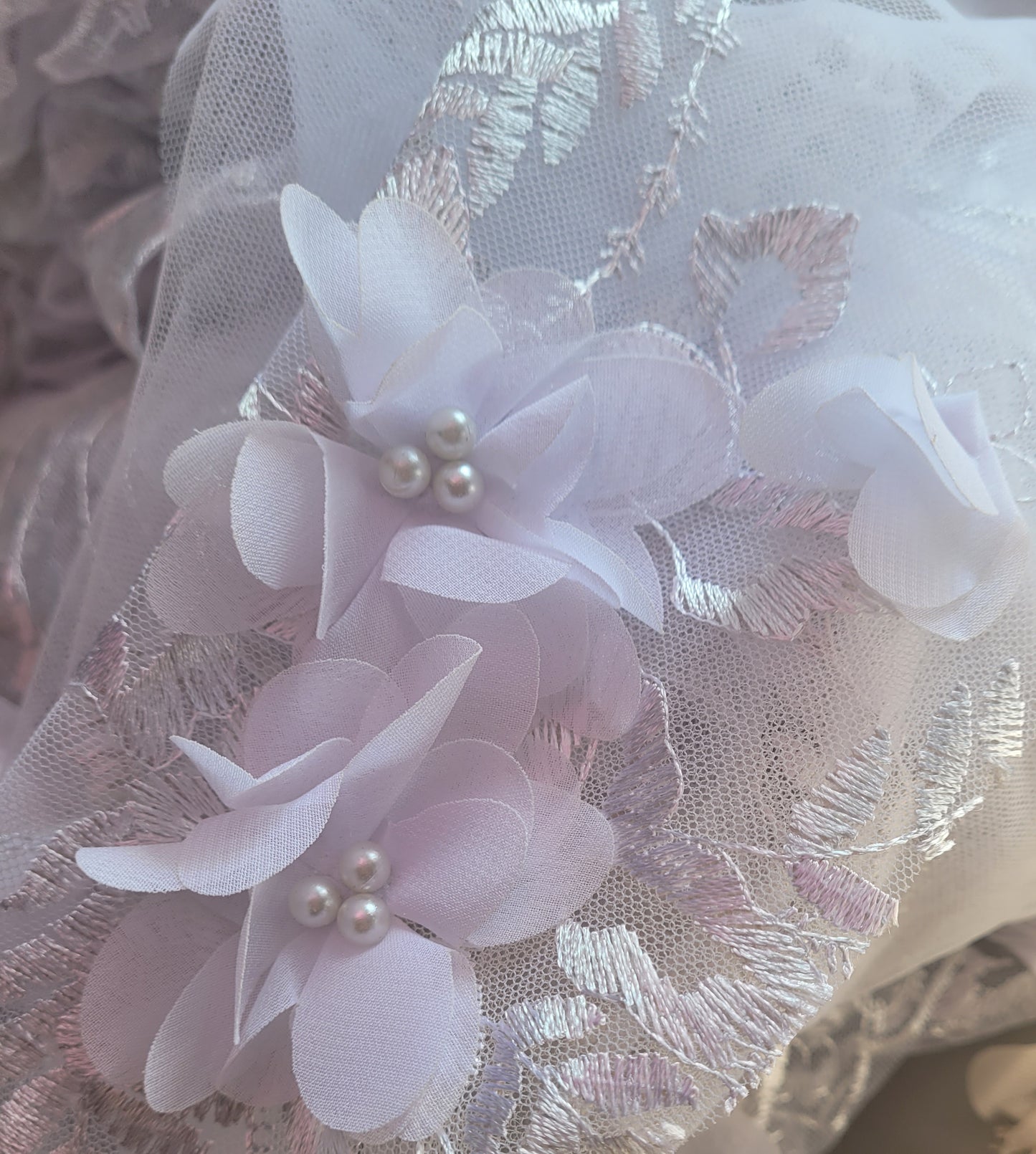 Monarchy Lace Robe