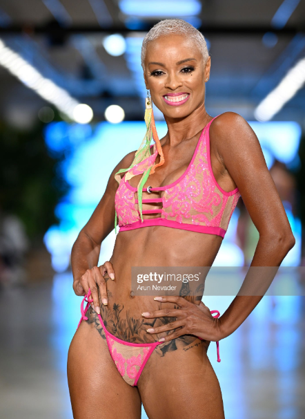 Sample Size Twinkle Tank w- Straps